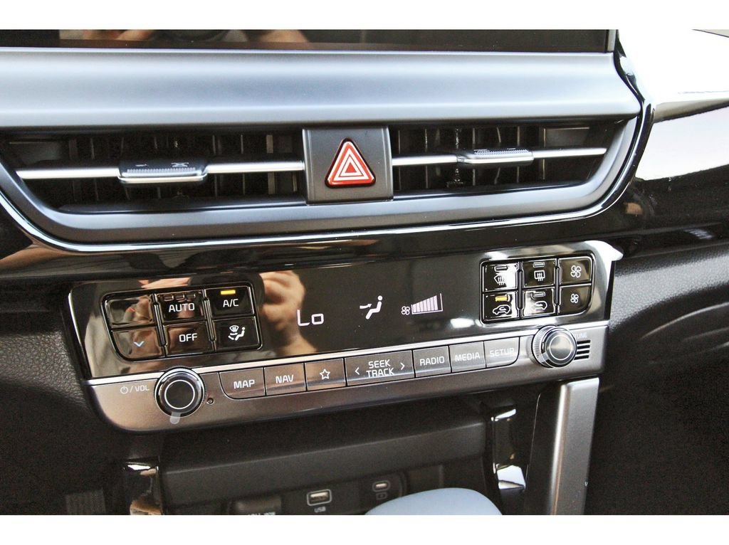 New 2026 Kia Seltos S FWD image 16