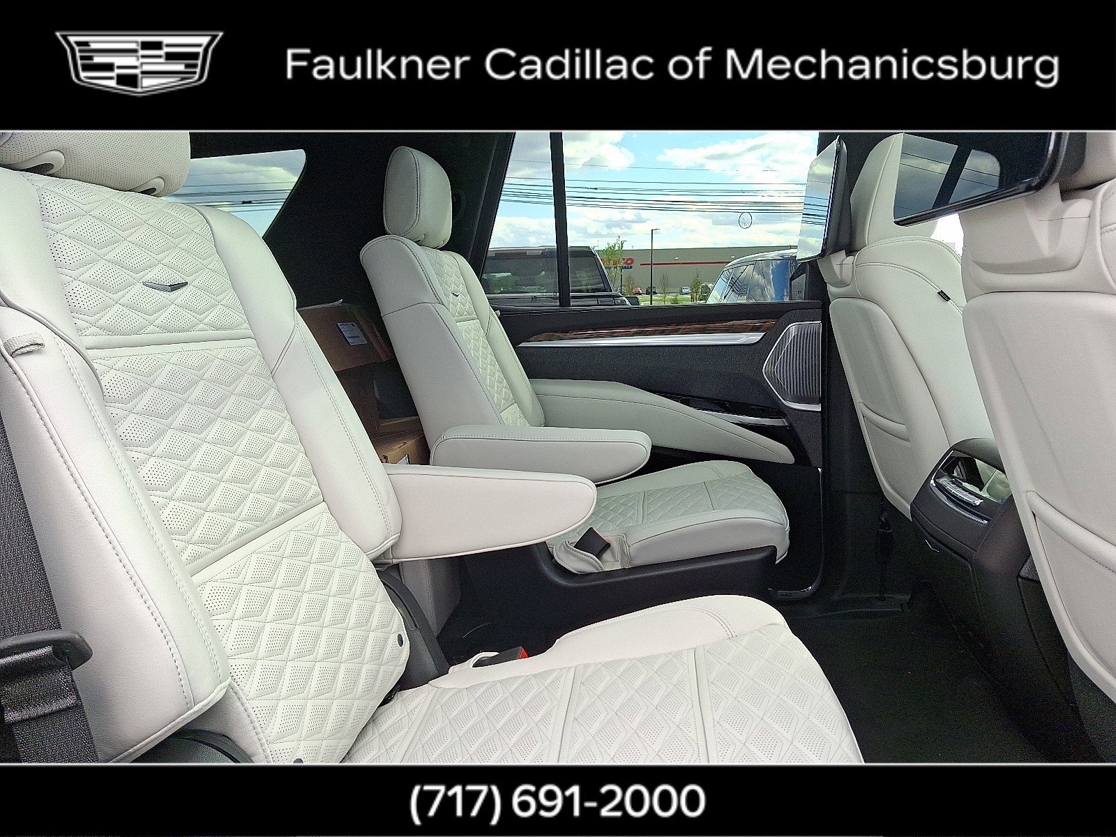 New 2025 Cadillac Escalade Sport Platinum w/ LPO, ONYX Package image 19