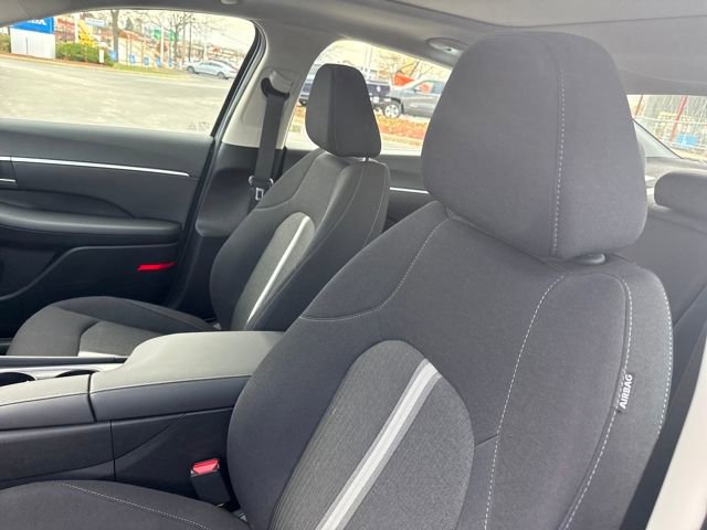 Certified 2024 Hyundai Sonata SEL w/ Convenience Package image 12