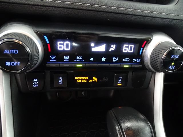 Used 2021 Toyota RAV4 XLE w/ Convenience Package AWD/4WD image 14