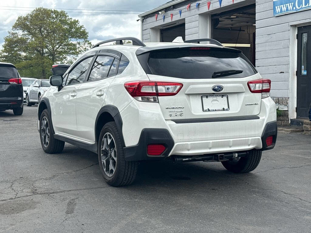 Used 2019 Subaru Crosstrek 2.0i Premium image 3