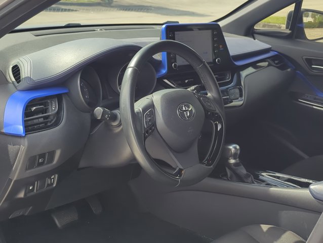 Used 2020 Toyota C-HR XLE FWD image 8