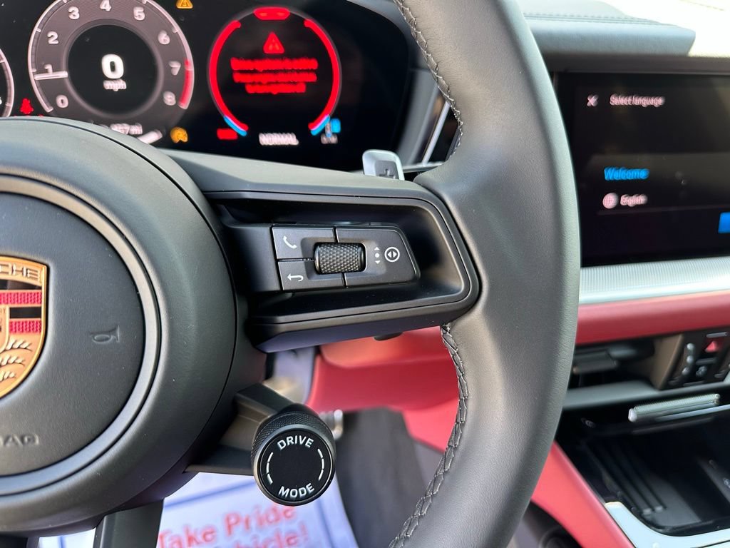 Certified 2025 Porsche Cayenne S AWD/4WD image 20