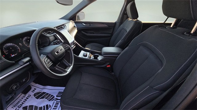 Used 2024 Jeep Grand Cherokee L Laredo w/ Luxury Tech Group I image 21