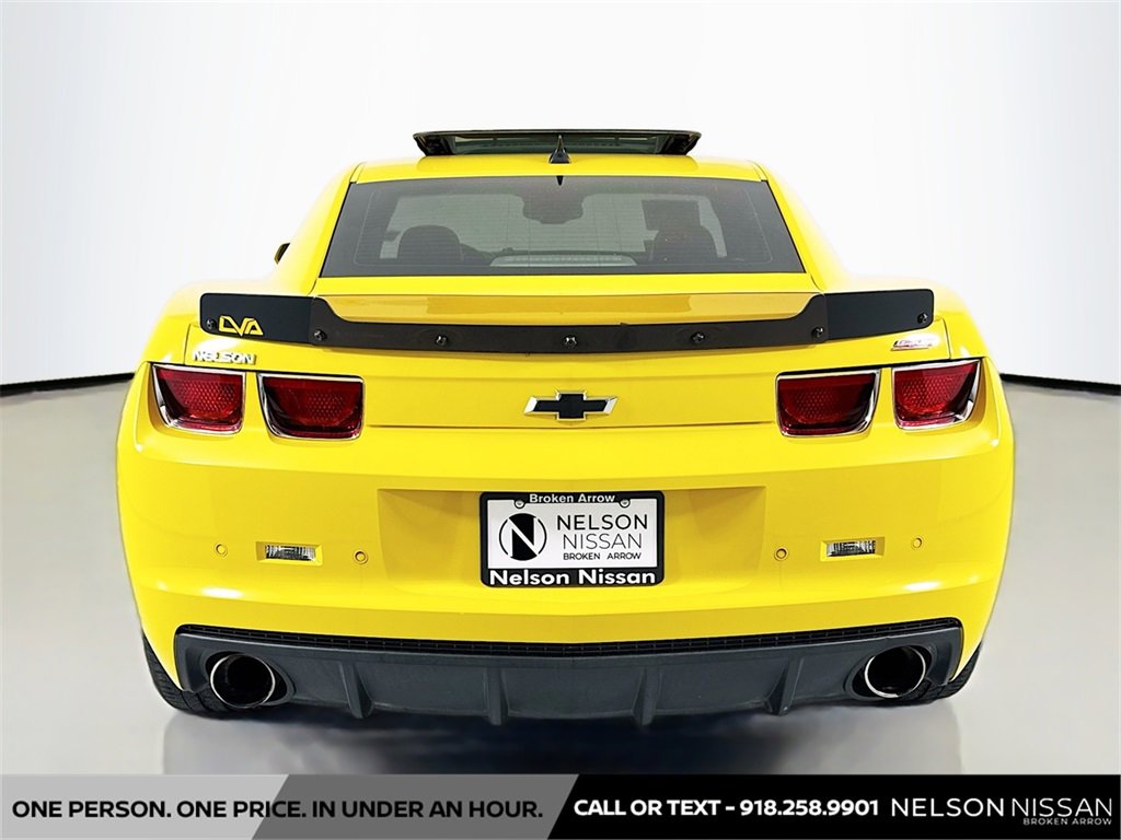 Used 2010 Chevrolet Camaro SS w/ RS Package image 6