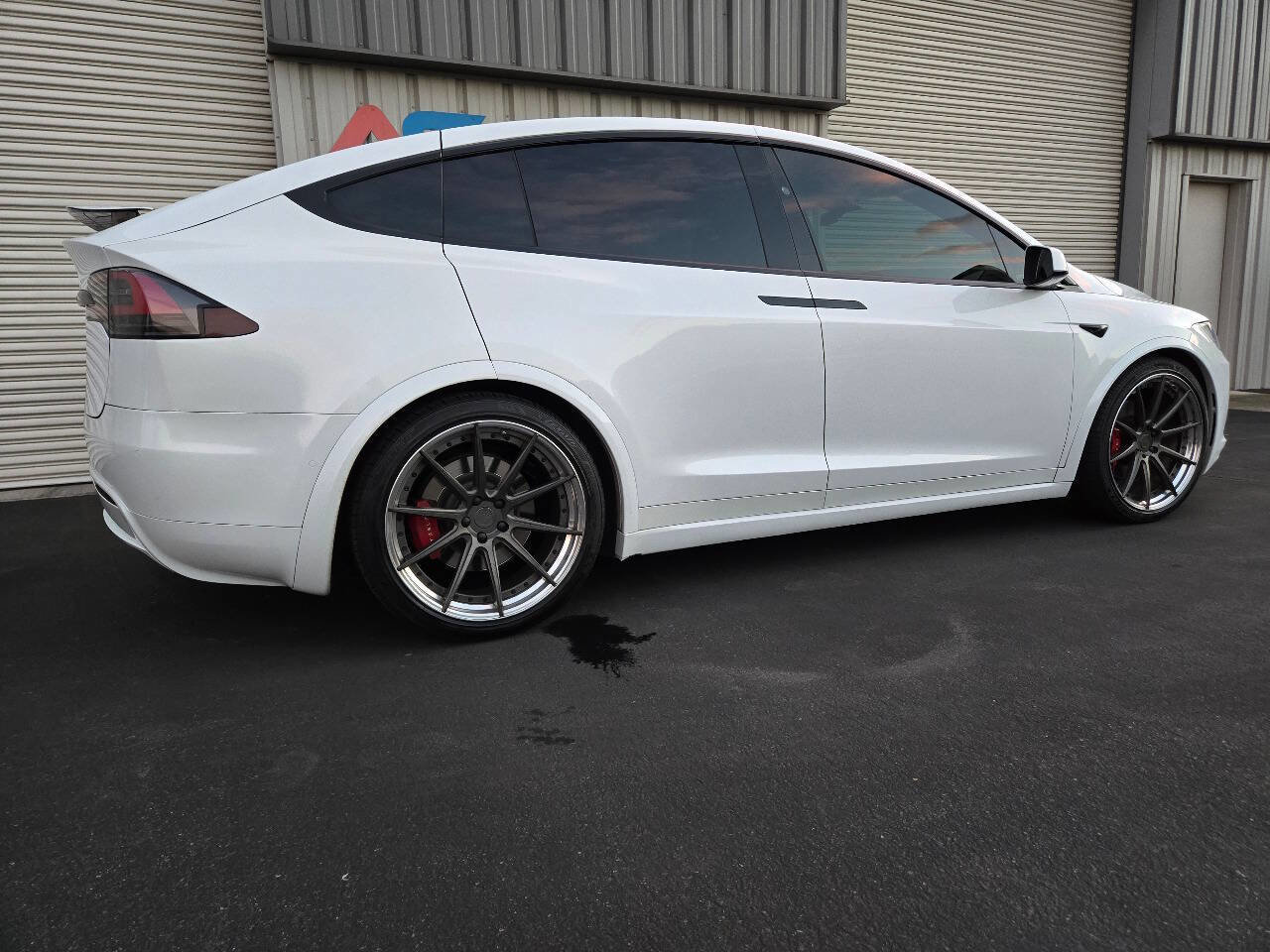 Used 2018 Tesla Model X P100D image 9