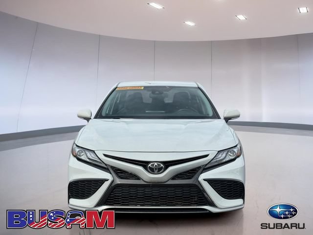Used 2024 Toyota Camry XSE FWD image 2