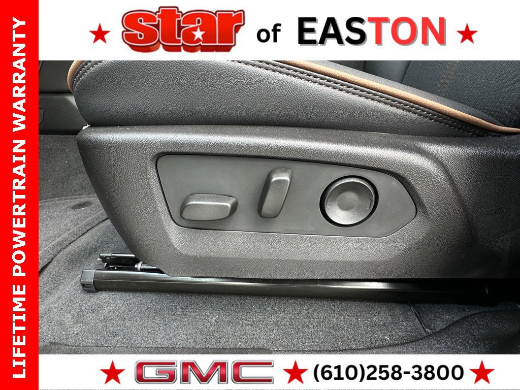 New 2026 GMC Canyon AT4 image 12