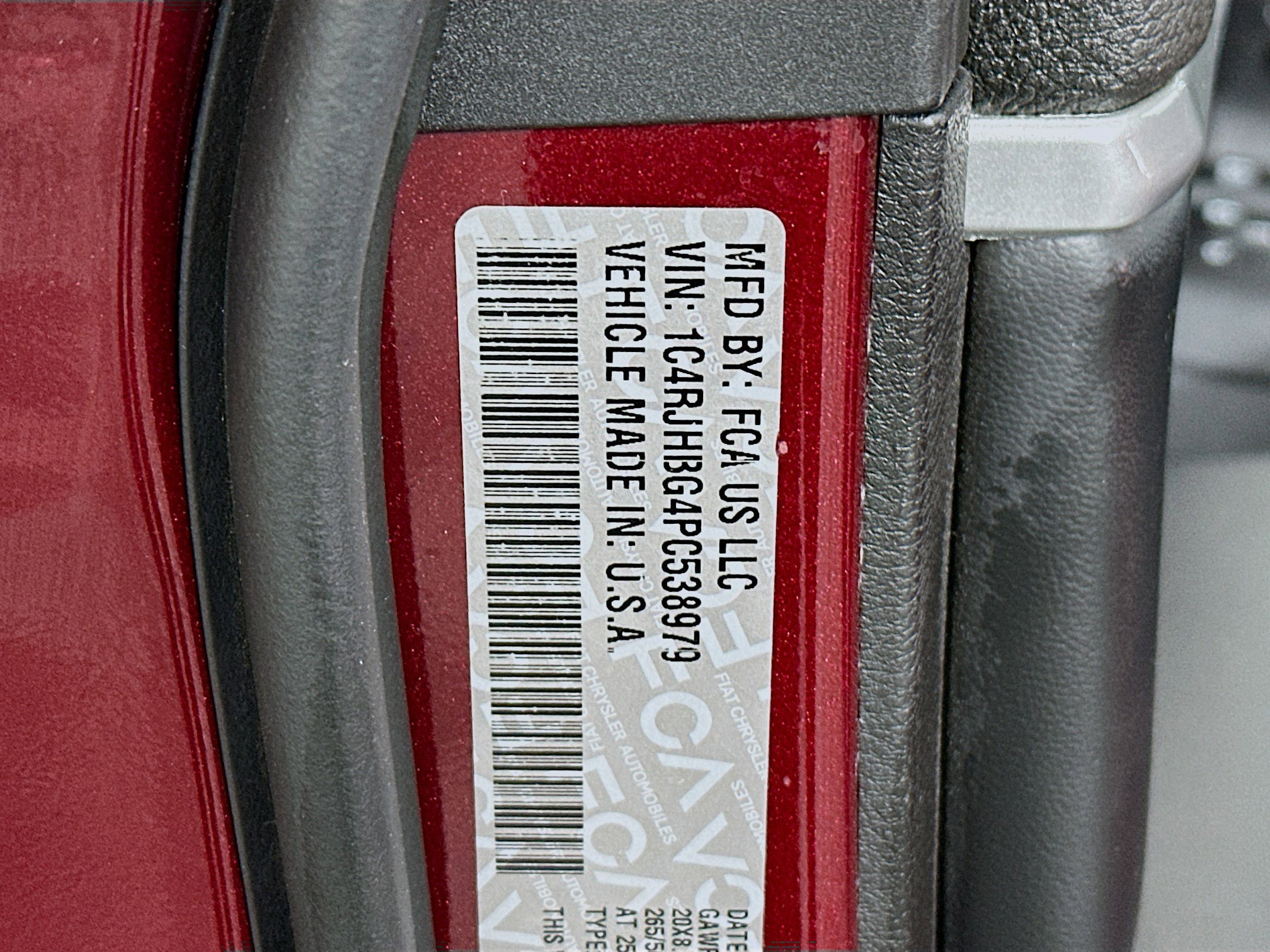 Used 2023 Jeep Grand Cherokee Limited image 12