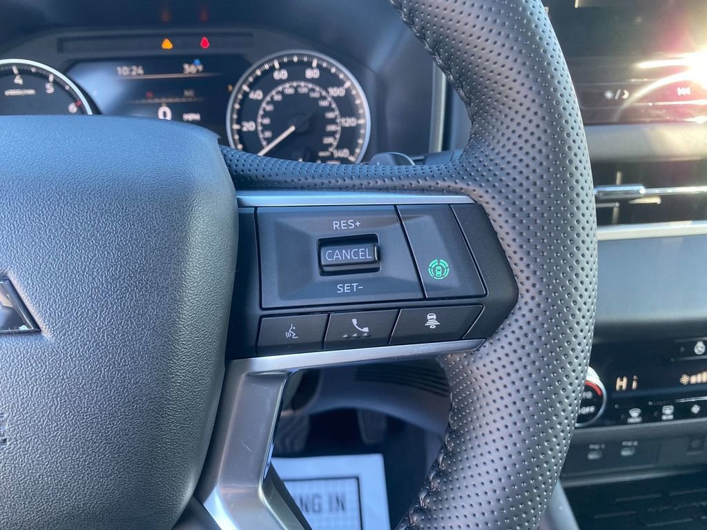 New 2026 Mitsubishi Outlander Trail Edition image 17