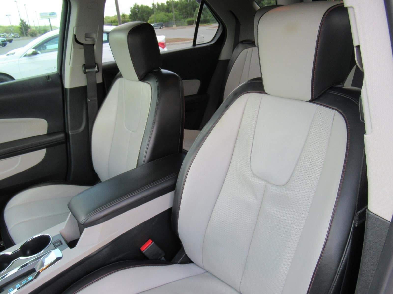Used 2016 Chevrolet Equinox LTZ w/ Enhanced Convenience Package FWD image 18