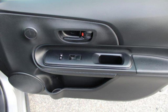 Used 2018 Toyota Prius C One image 23