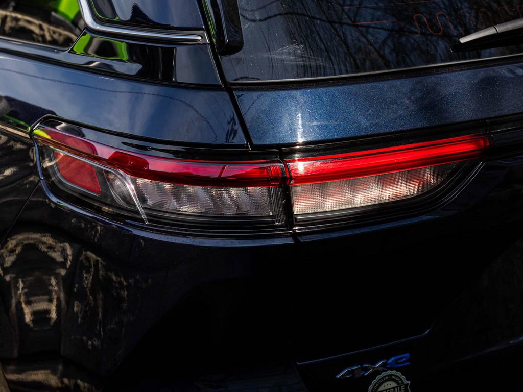 Used 2022 Jeep Grand Cherokee Overland AWD/4WD image 28