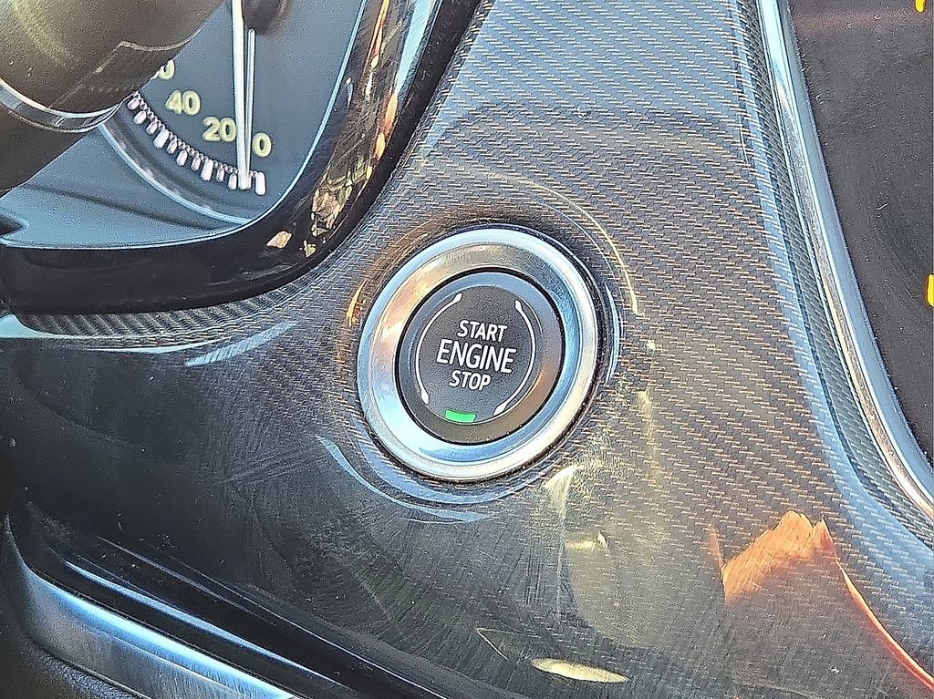 Used 2024 Cadillac XT6 Sport w/ Platinum Package image 32