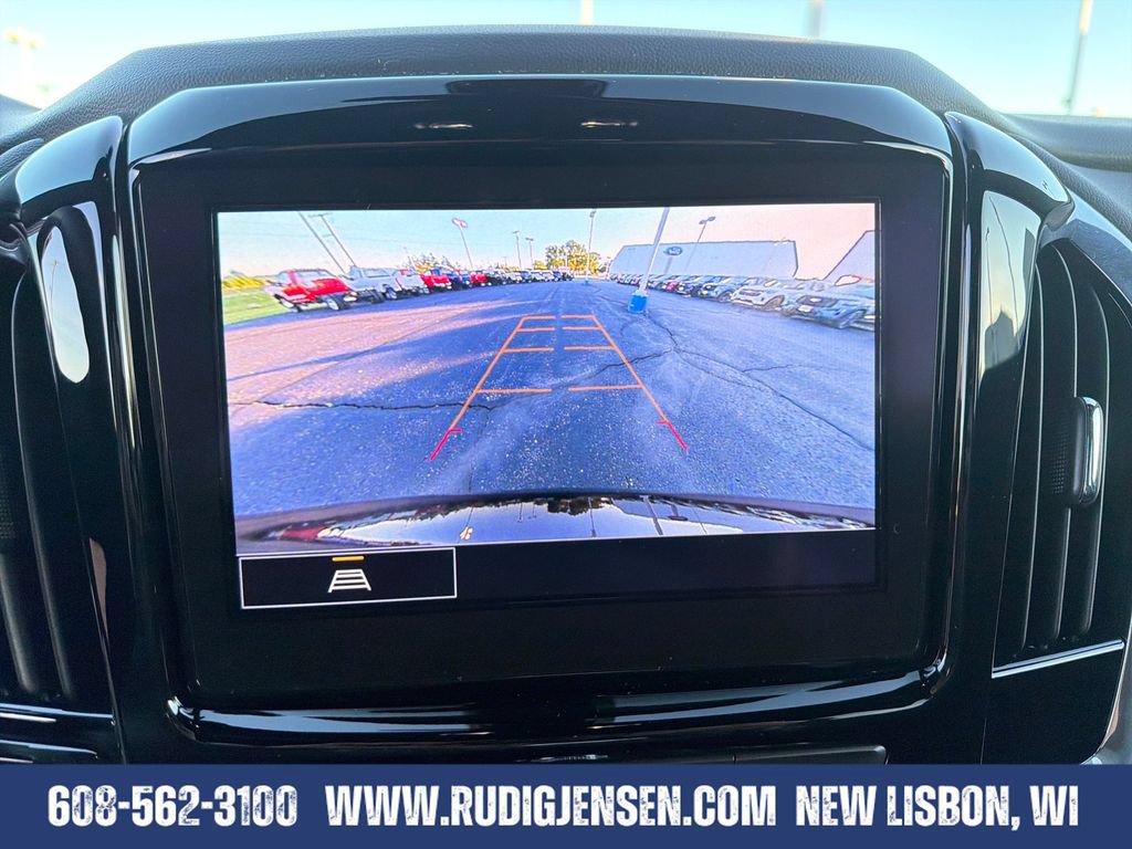 Used 2023 Chevrolet Traverse LT AWD/4WD image 19
