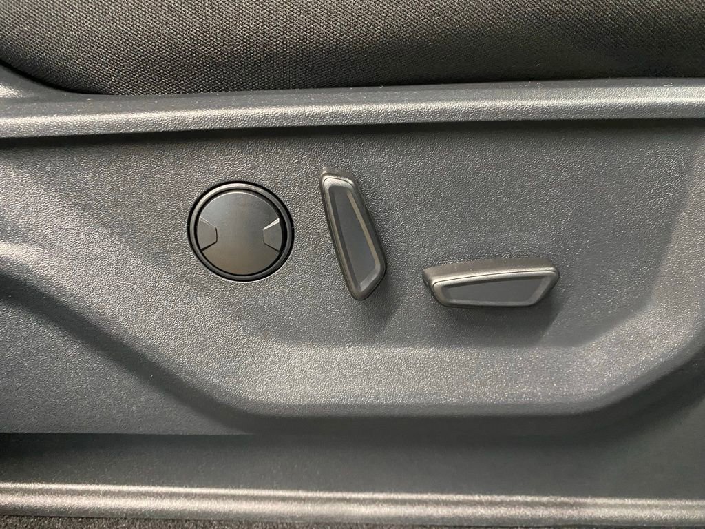 New 2025 Ford F150 XLT w/ Equipment Group 302A MID image 43