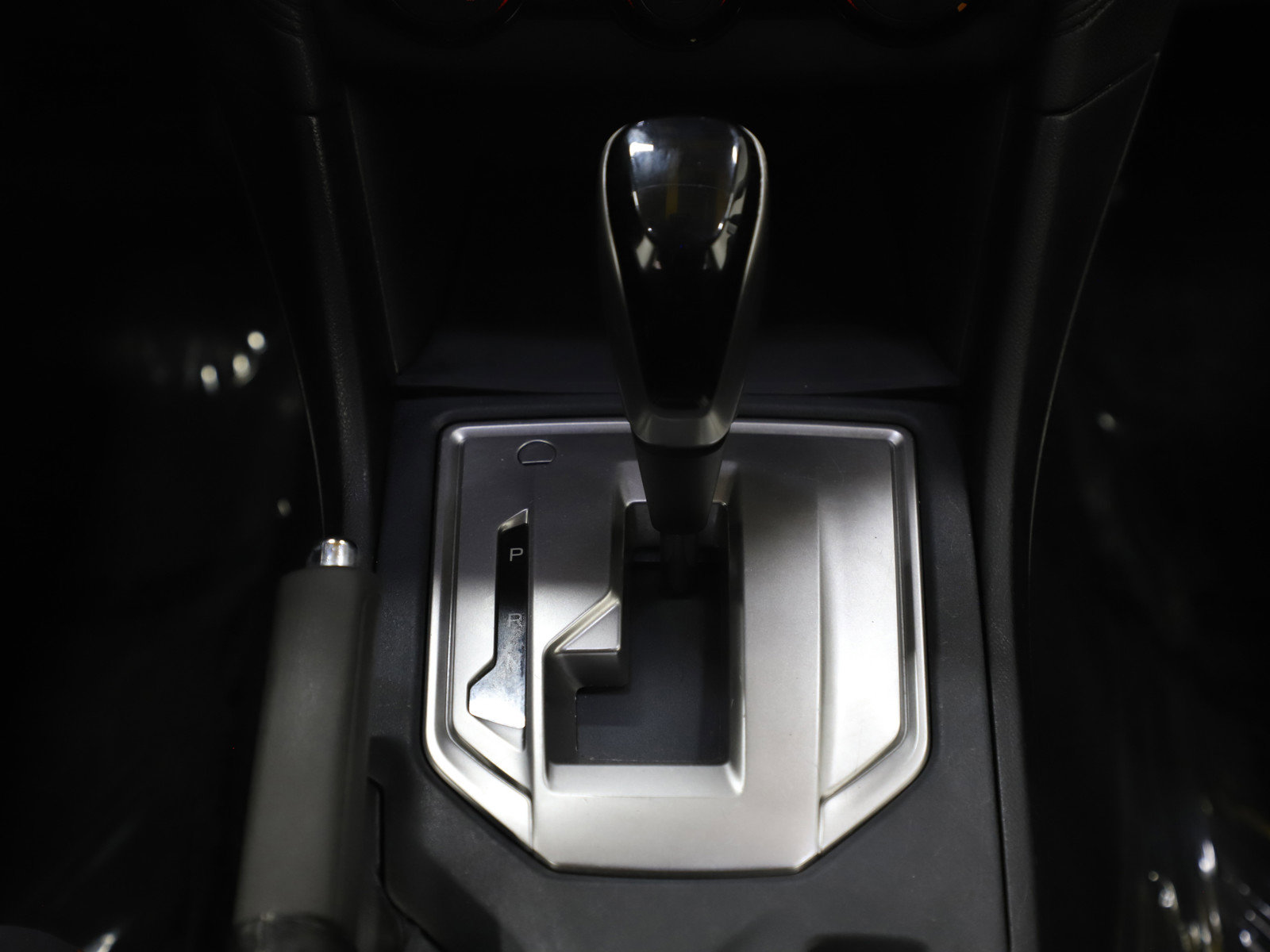 Used 2018 Subaru Crosstrek 2.0i Premium w/ Eyesight System image 19