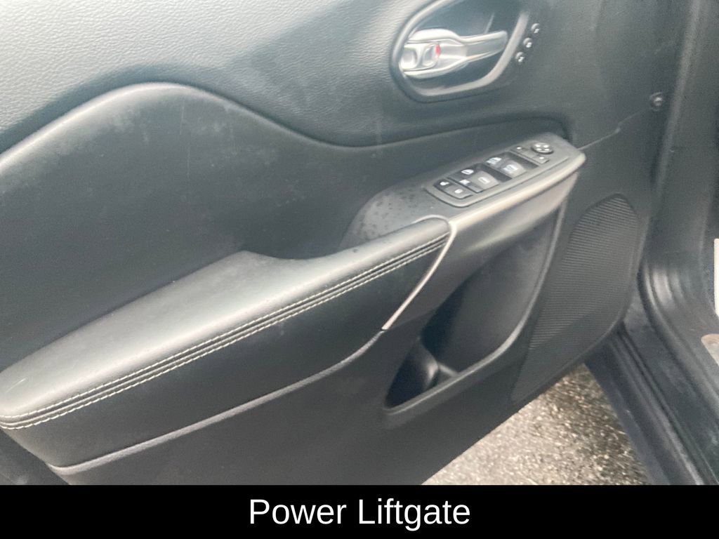 Used 2021 Jeep Cherokee Limited w/ Trailer Tow Group image 13