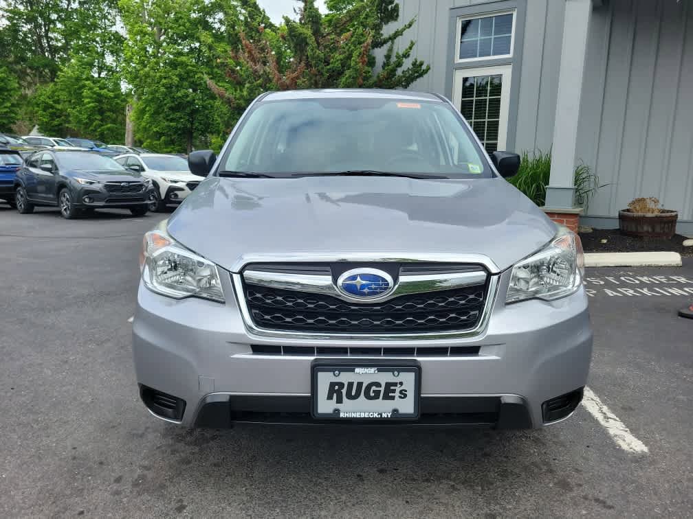 Used 2016 Subaru Forester 2.5i AWD/4WD image 9