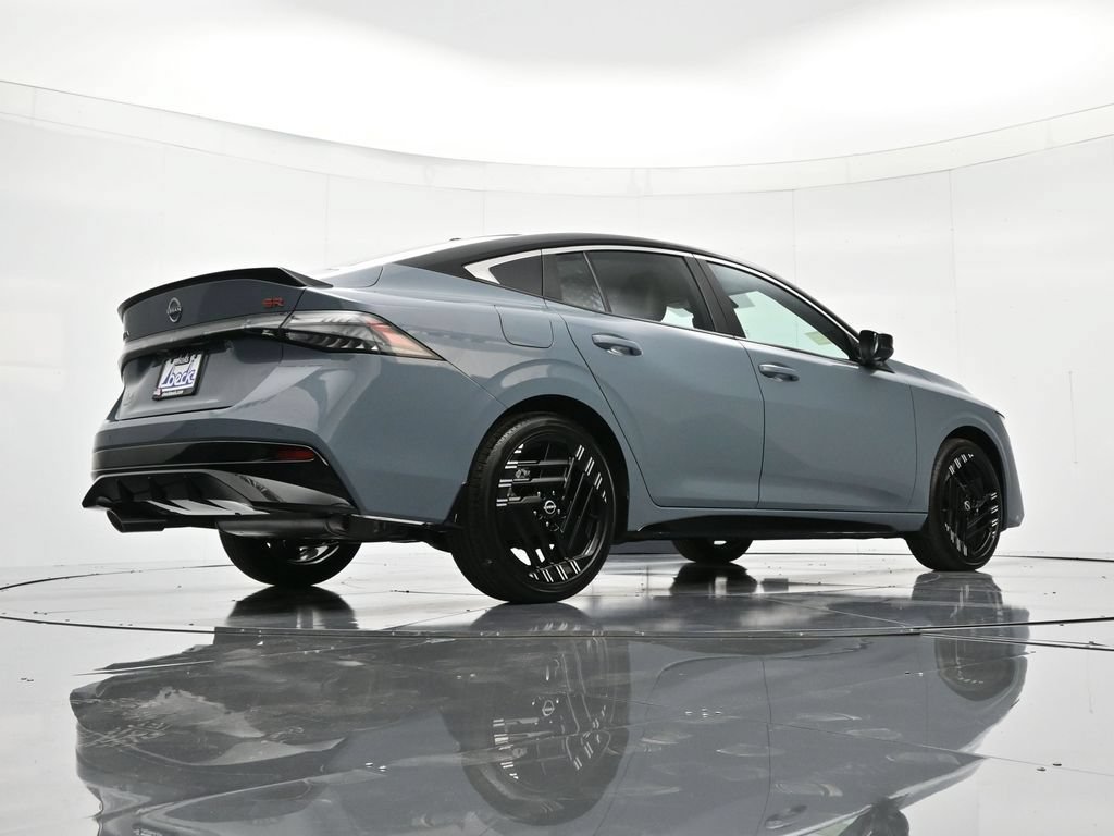 New 2026 Nissan Sentra SR w/ SR Premium Package FWD image 42
