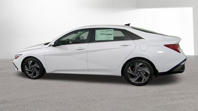 New 2026 Hyundai Elantra Limited image 6