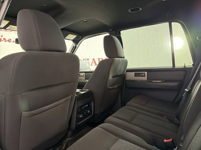 Used 2015 Ford Expedition XLT RWD image 14