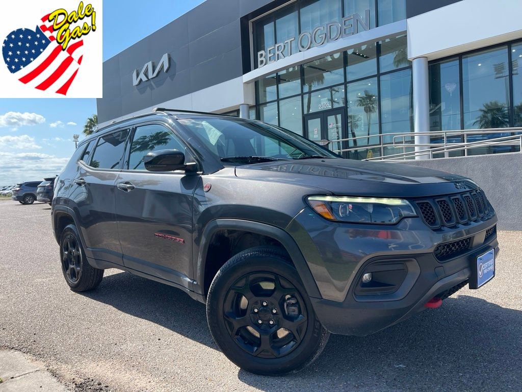 Used 2023 Jeep Compass Trailhawk w/ Trailhawk Elite Group AWD/4WD video 1