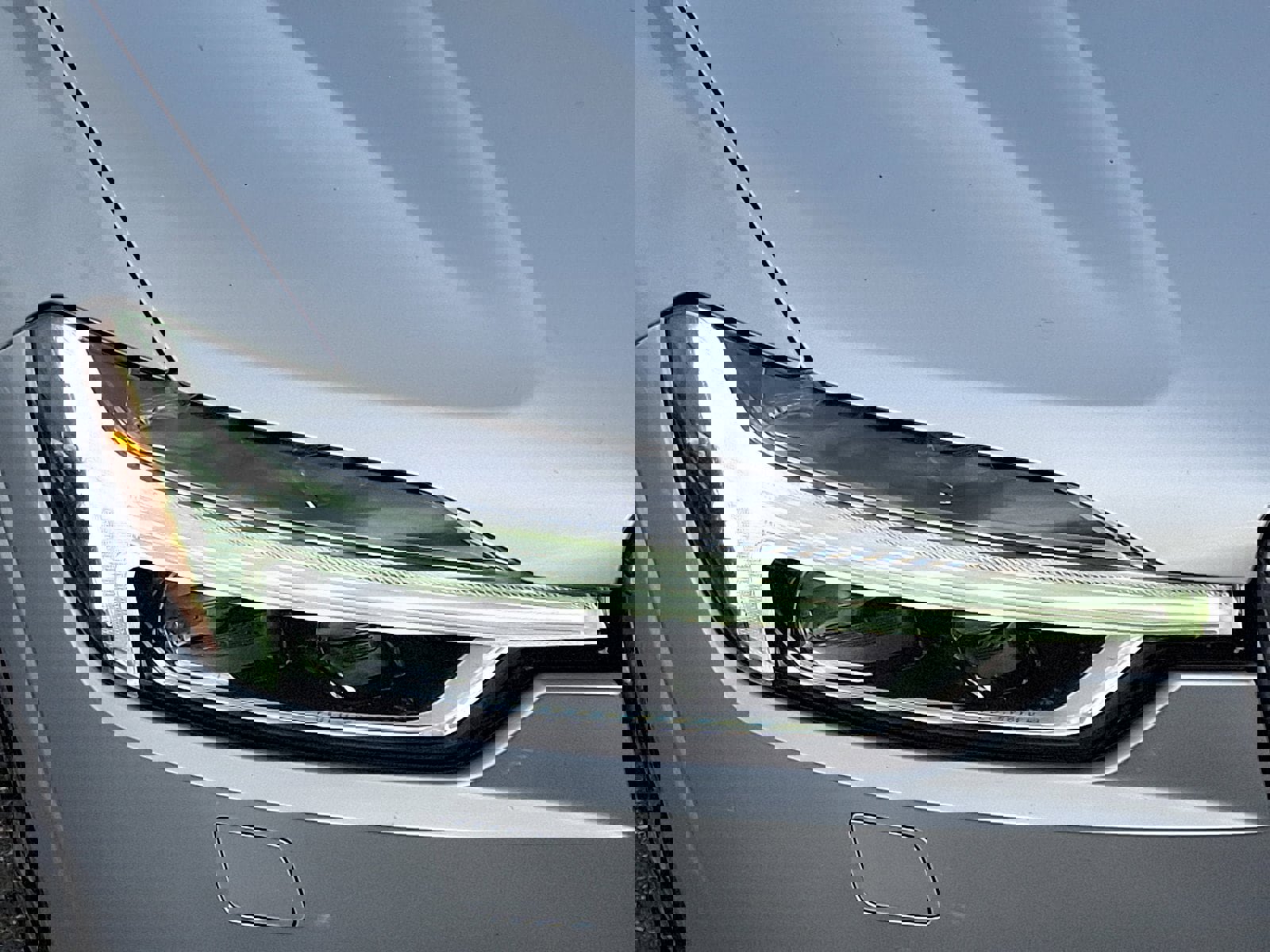 Used 2019 Volvo XC60 T5 Inscription w/ Protection Package Premier image 9