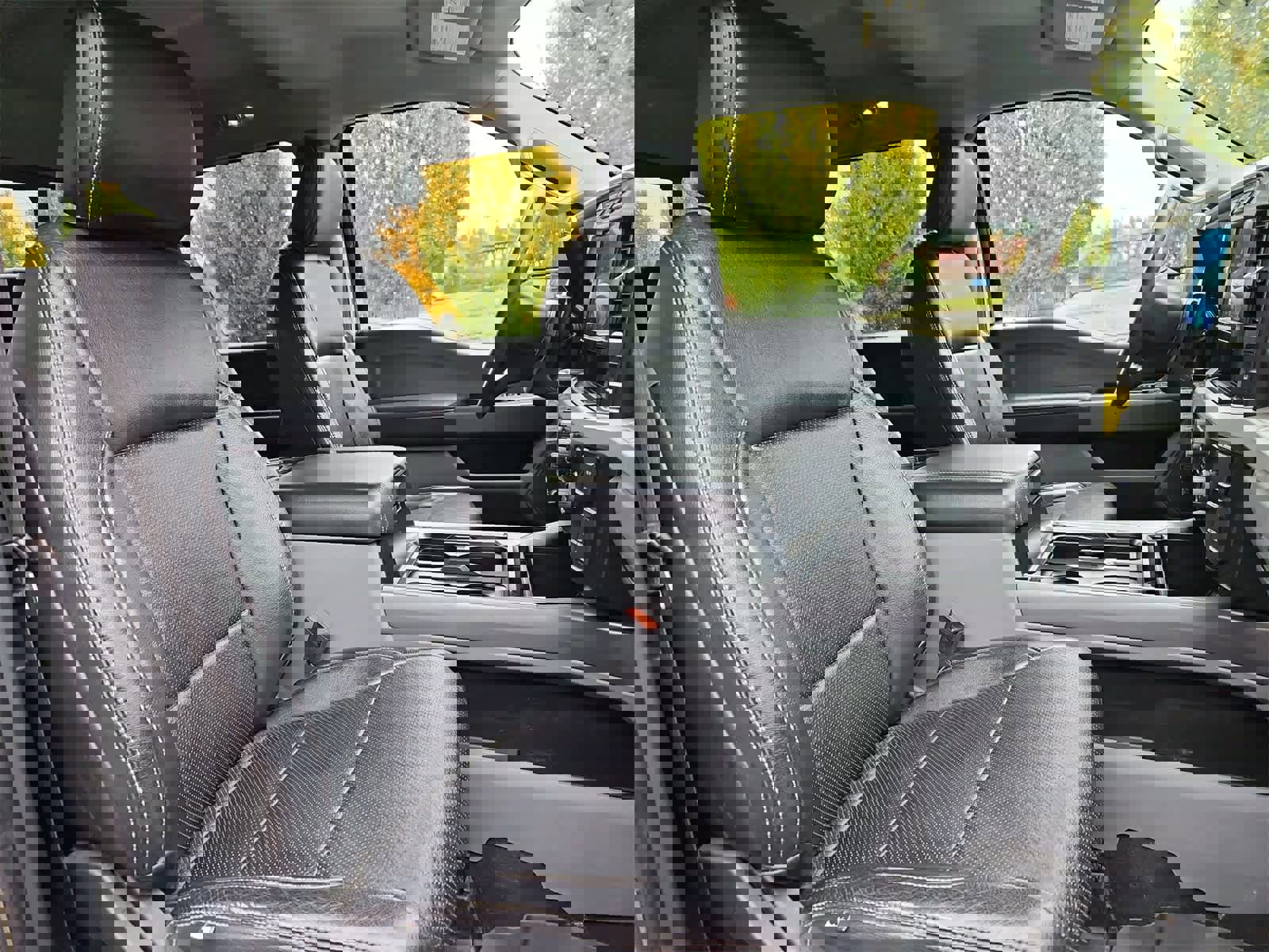 Used 2023 Ford F350 XLT w/ 360-Degree Camera Package image 21