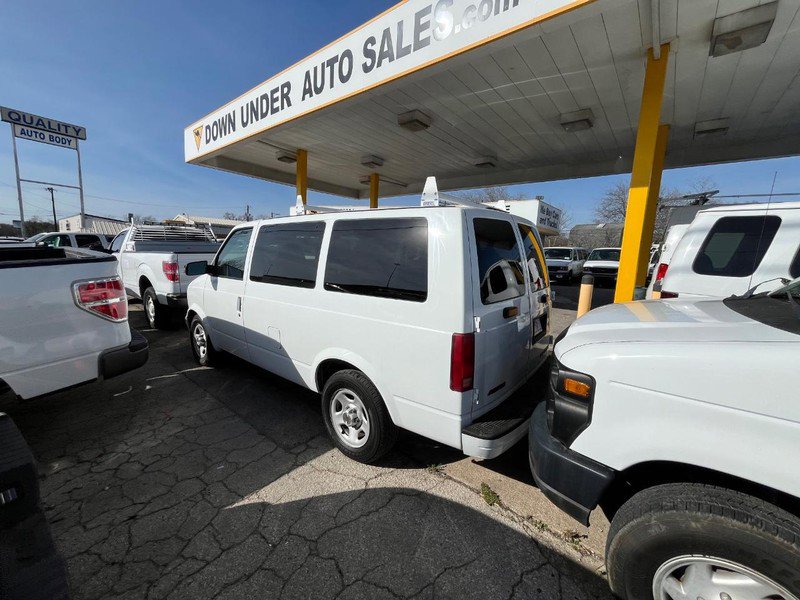 Used 2003 Chevrolet Astro image 5