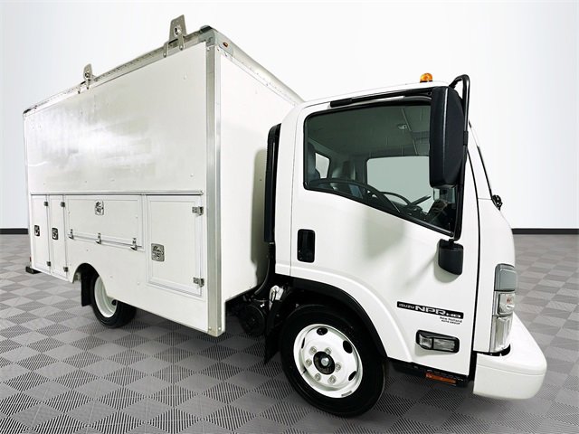 Used 2024 Isuzu NPR image 8