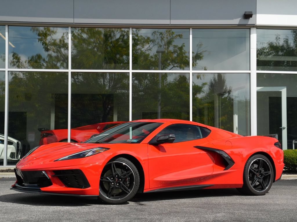 Used 2023 Chevrolet Corvette Stingray Preferred Cpe w/ Z51 Performance Package RWD image 1
