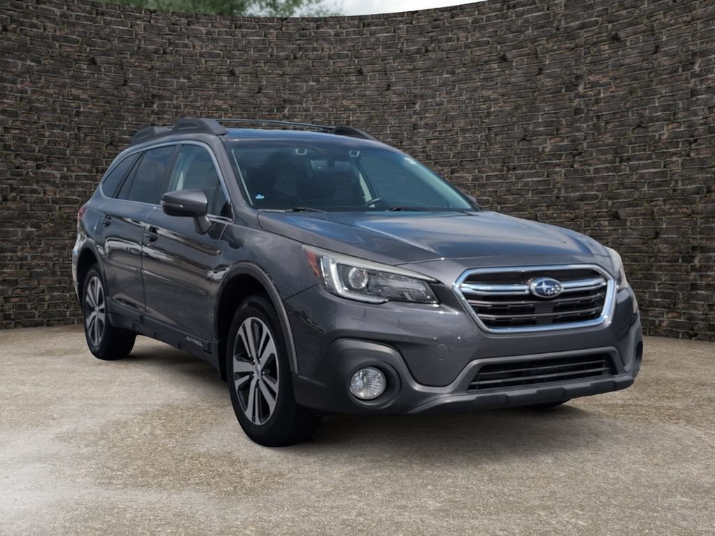Used 2019 Subaru Outback 3.6R Limited w/ Popular Package #2 AWD/4WD image 2
