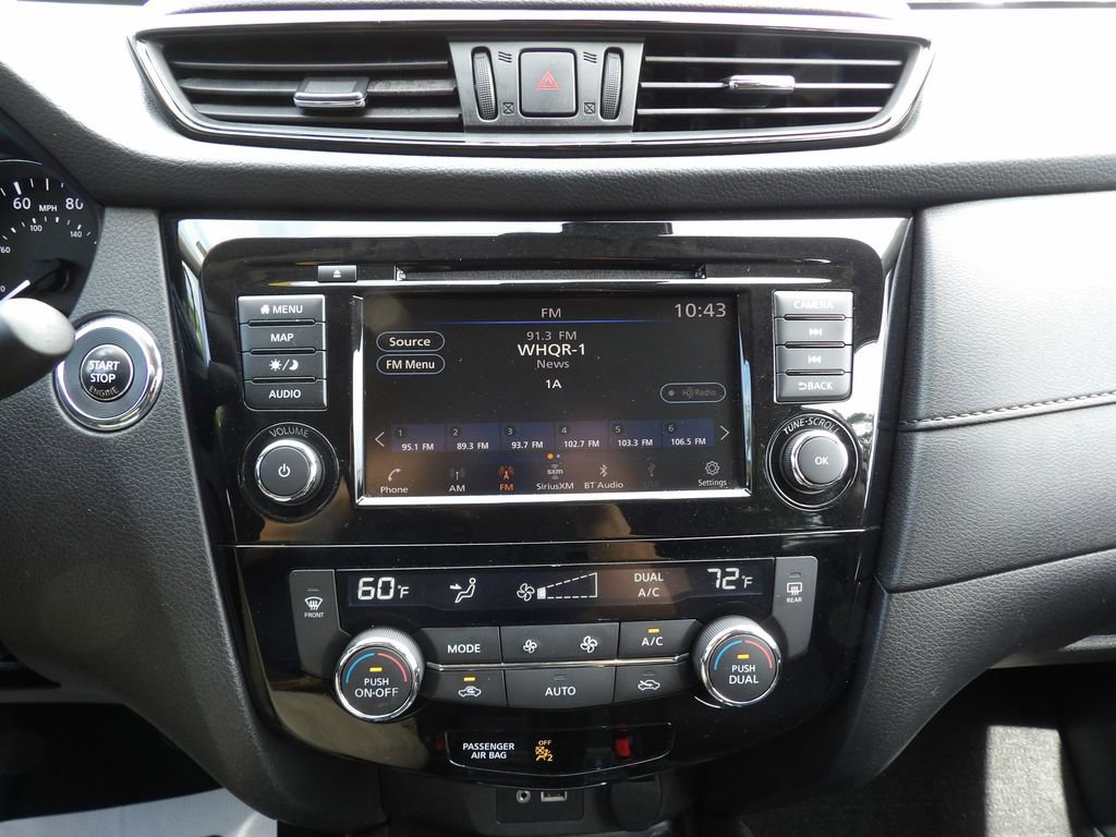 Used 2019 Nissan Rogue SV w/ Sun & Sound Touring Package AWD/4WD image 19