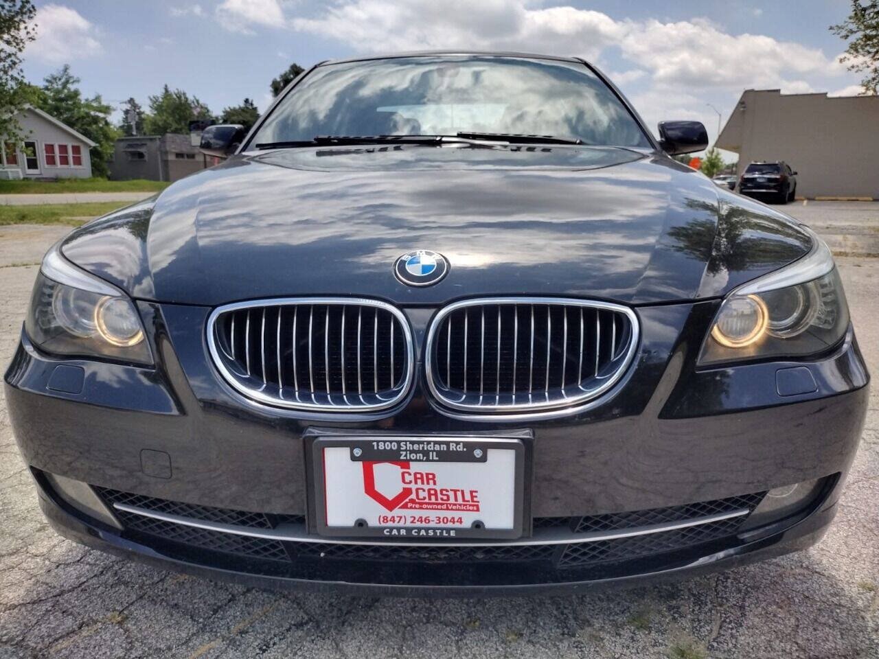 Used 2010 BMW 535i Sedan w/ Premium Pkg RWD image 2