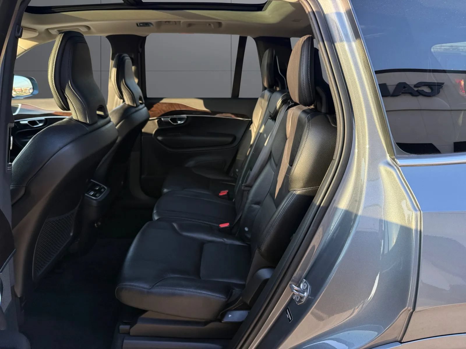 Used 2019 Volvo XC90 T6 Momentum w/ Advanced Package AWD/4WD image 19