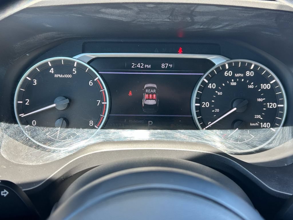 Used 2024 Nissan Rogue S FWD image 29