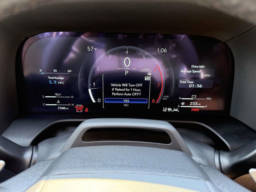 Used 2024 Lexus GX 550 w/ Accessory Package (Z1) image 30