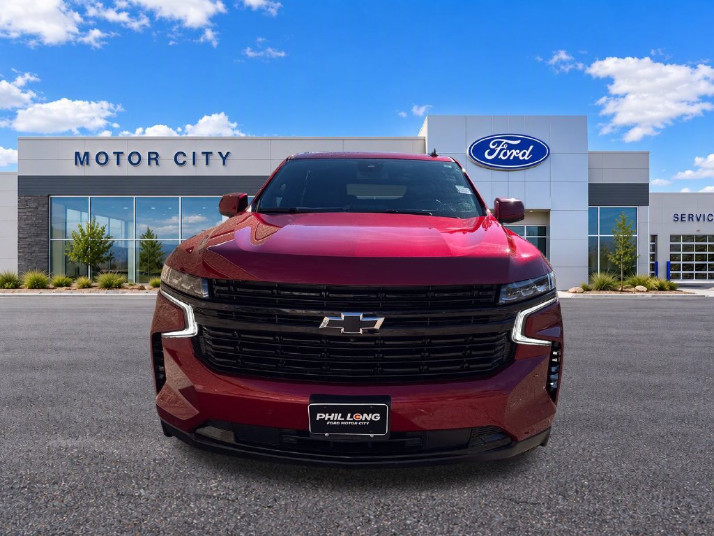 Used 2024 Chevrolet Tahoe RST w/ Luxury Package AWD/4WD image 2