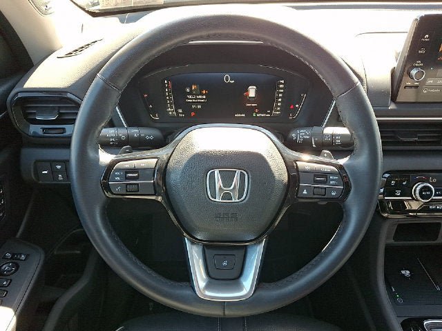 Used 2023 Honda Pilot Elite image 21