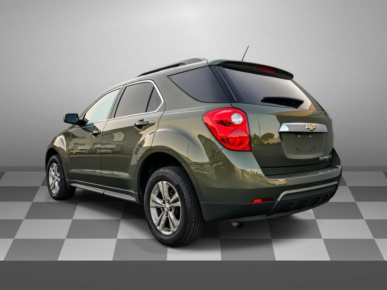 Used 2015 Chevrolet Equinox LT w/ Driver Convenience Package FWD image 4