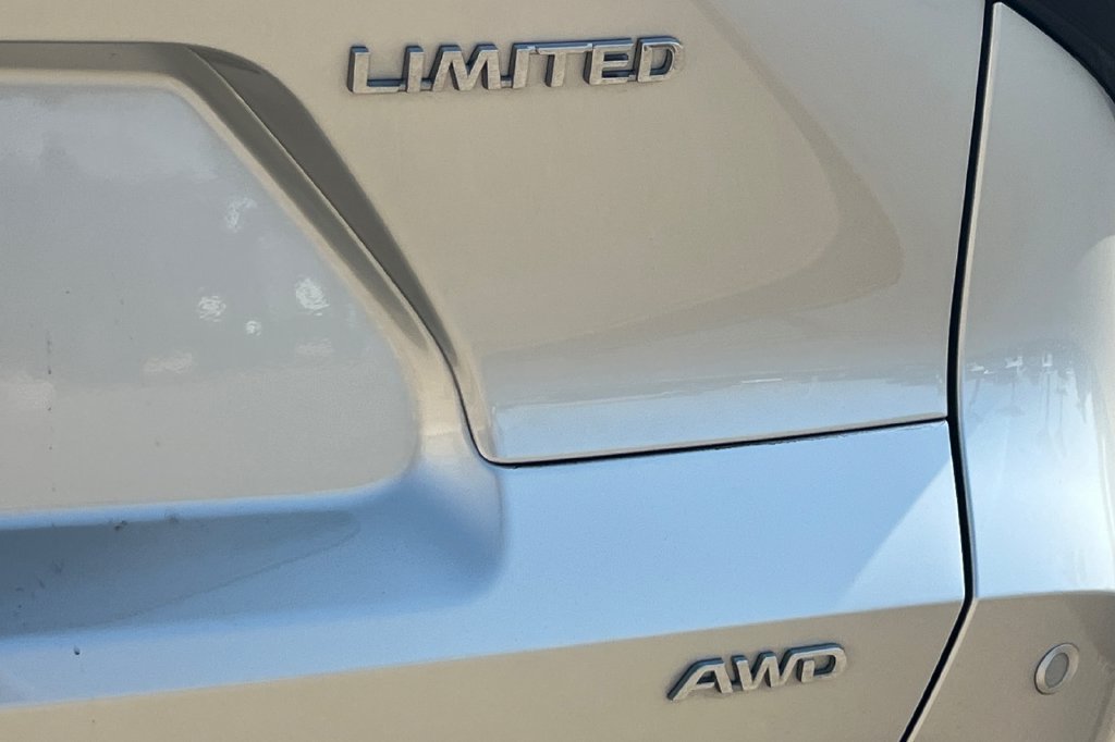 Certified 2023 Toyota bZ4X AWD image 30