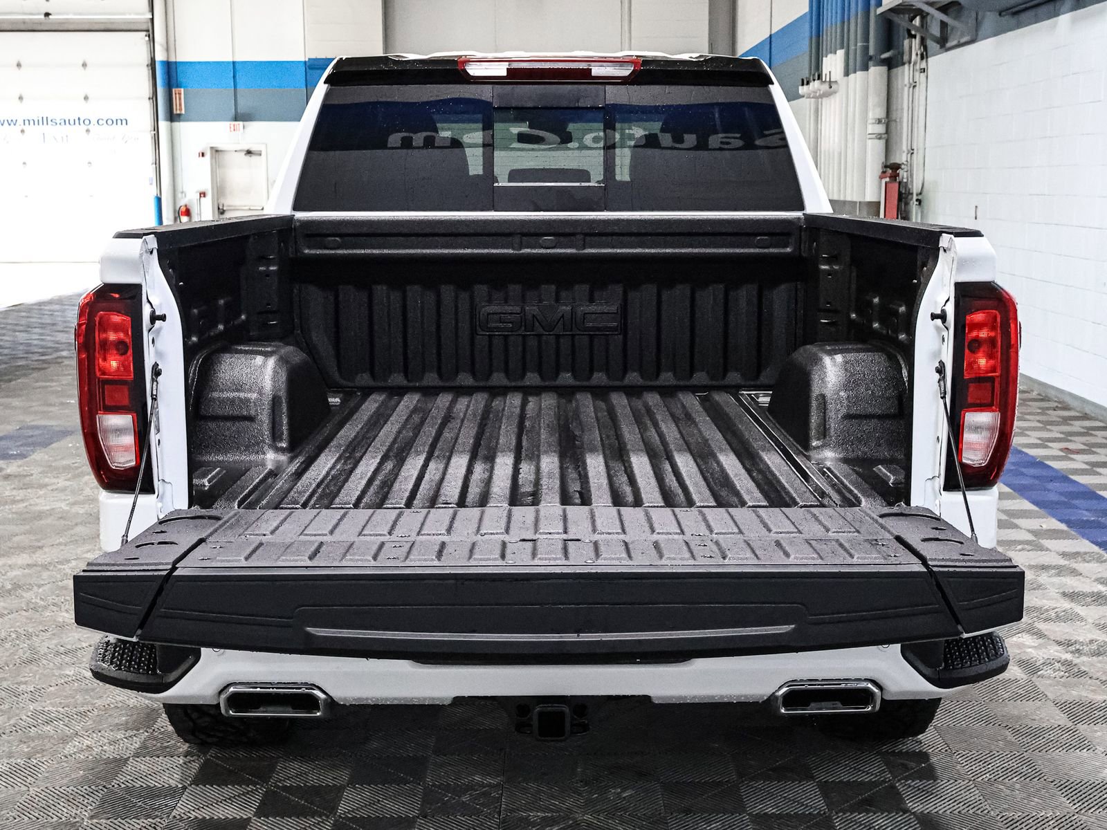 New 2026 GMC Sierra 1500 Elevation w/ Elevation Premium Package image 15