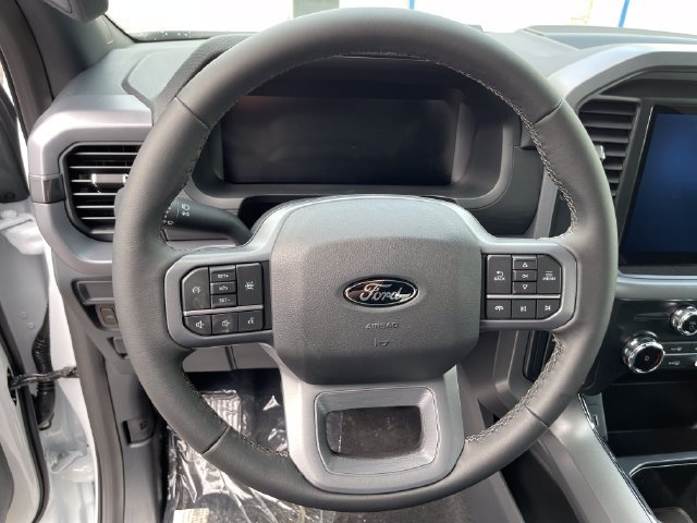 New 2026 Ford F150 XLT w/ XLT Black Appearance Package AWD/4WD image 15
