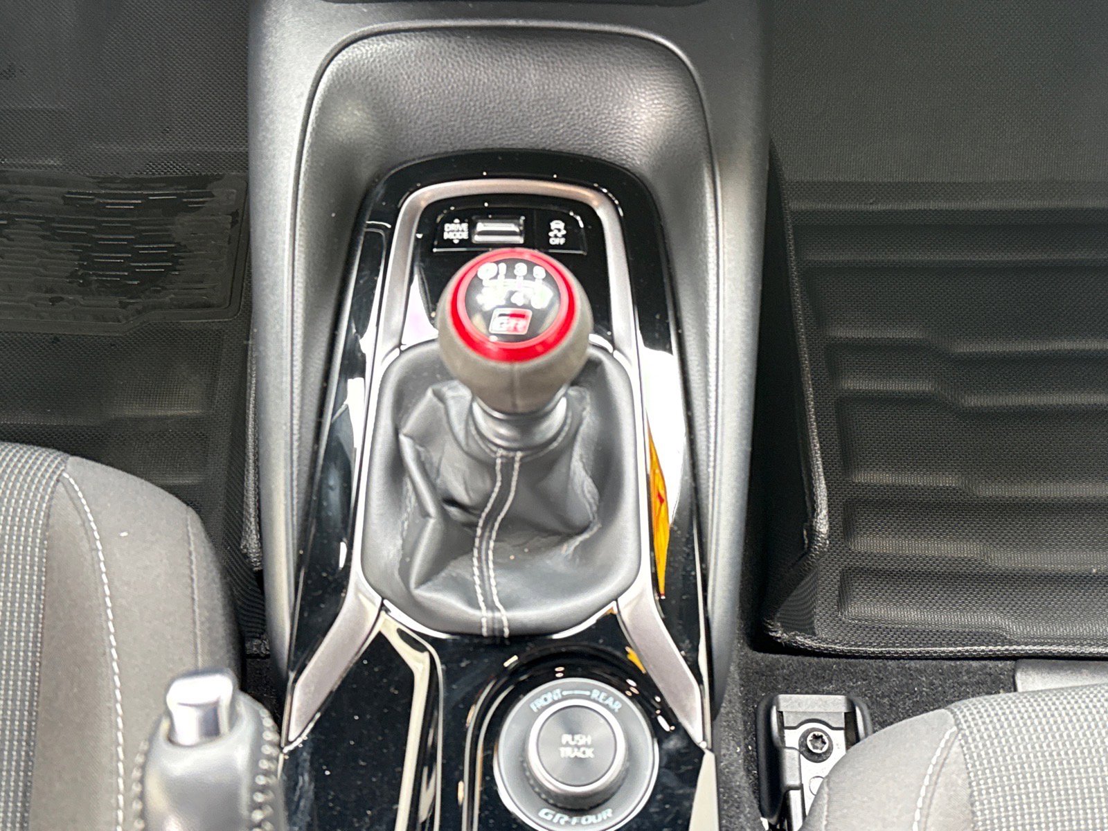 Used 2024 Toyota Corolla Core w/ Performance Package image 17