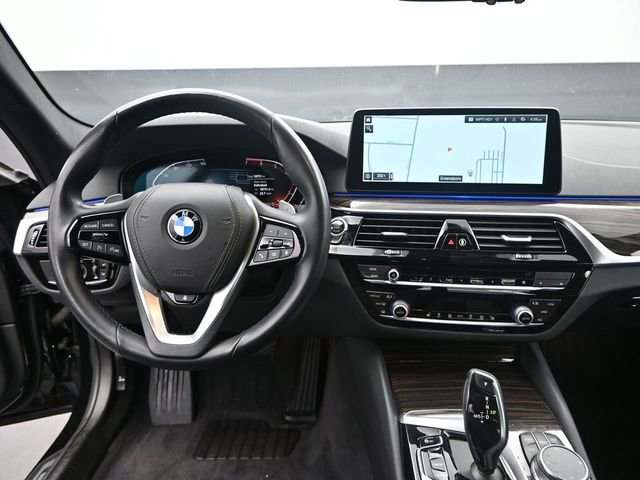 Used 2022 BMW 530i xDrive w/ Convenience Package image 15