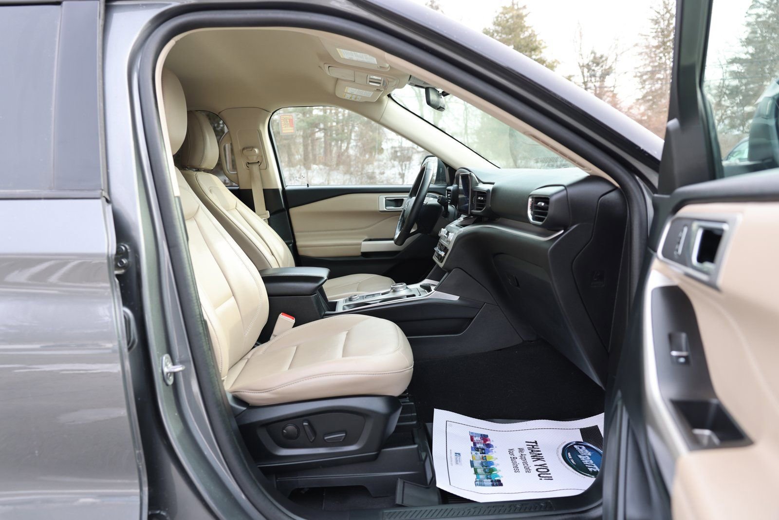 Certified 2023 Ford Explorer XLT w/ Equipment Group 202A image 9