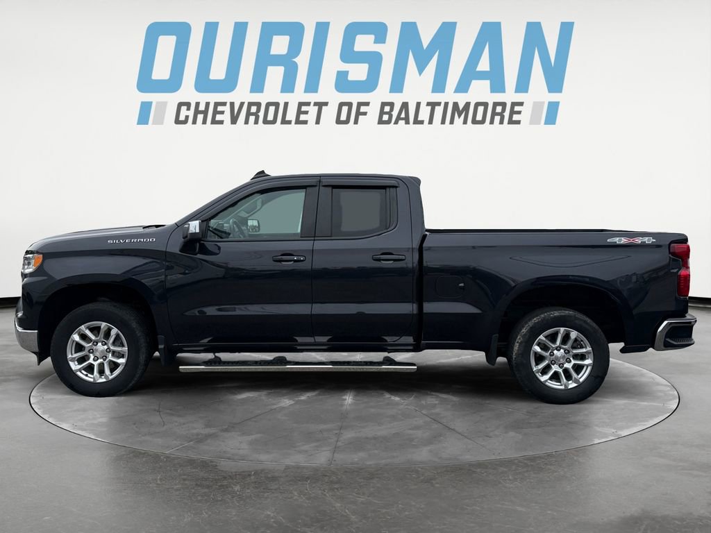 Used 2022 Chevrolet Silverado 1500 LT image 3