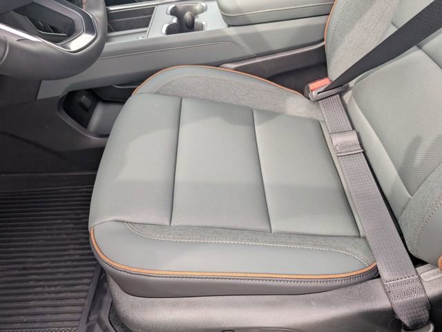 New 2026 GMC Acadia AT4 w/ Luxury Package image 22