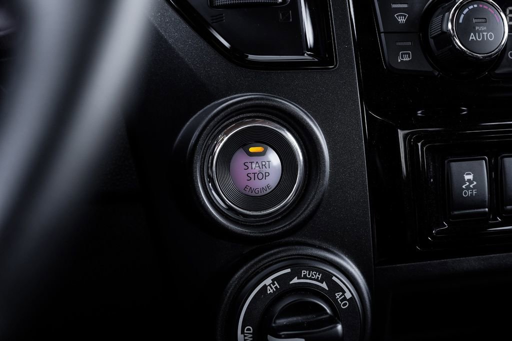 Used 2023 Nissan Titan PRO-4X w/ Off Road Protection Package image 17